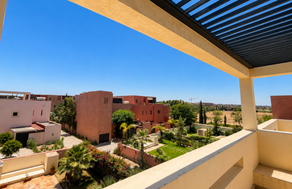 Luxury villa rental with pool on a golf resort in Marrakech