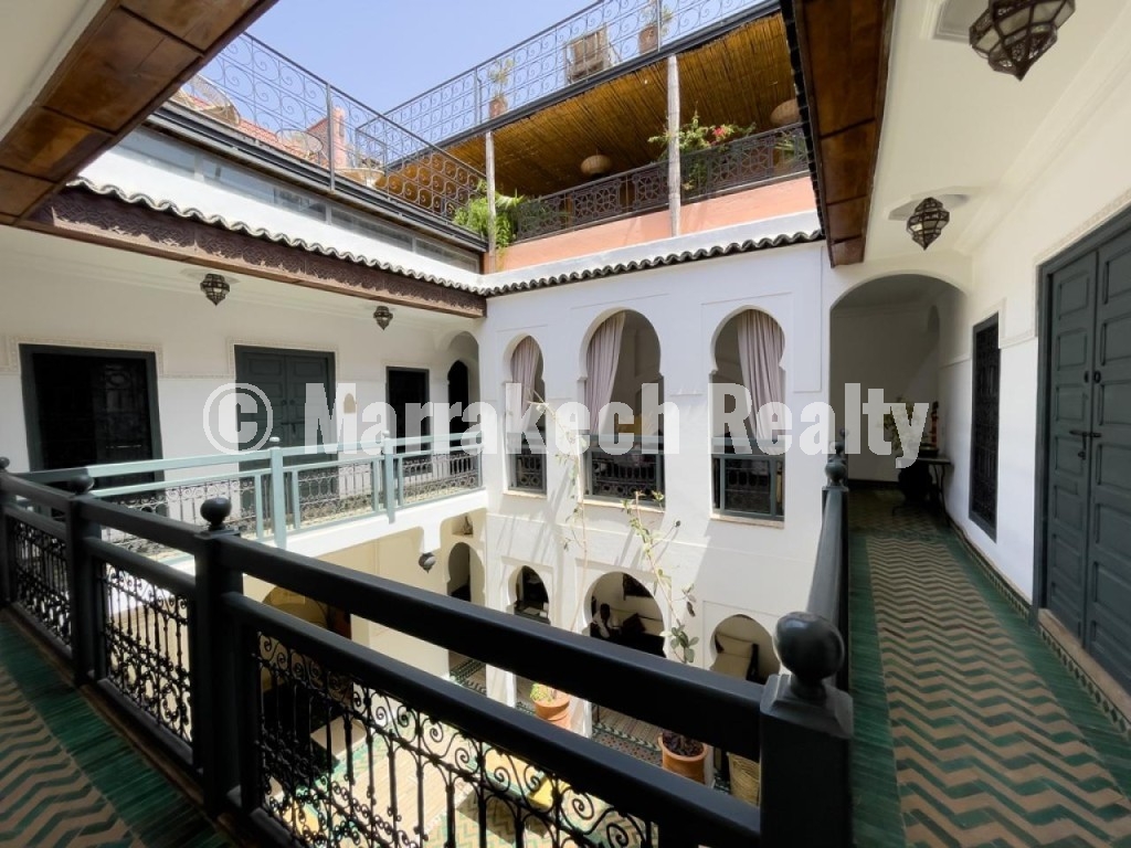 Riad Rénové à vendre- Emplacement exceptionnel Médina Marrakech