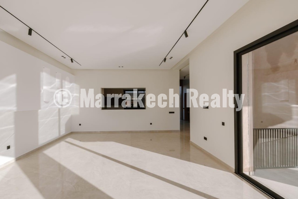 Contemporary 5-bedroom villa for sale in Akenza Golf