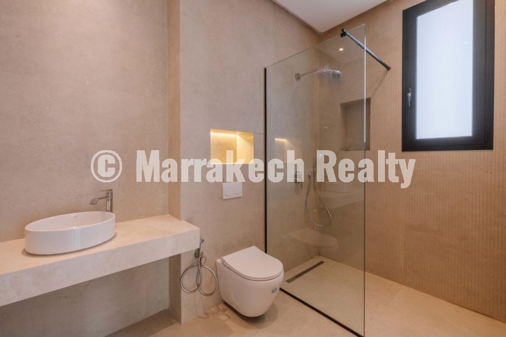 Contemporary 5-bedroom villa for sale in Akenza Golf