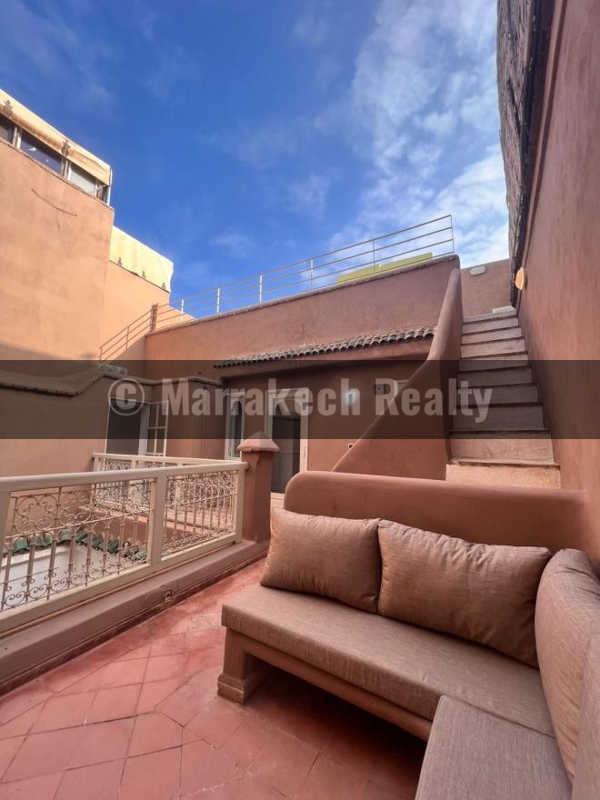 4-bedroom riad for sale in Kennaria near Jemaa El-Fna