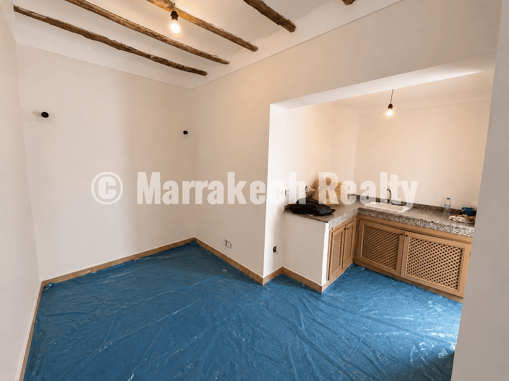 Riad TITRÉ de Charme à Vendre à Bab Doukkala – 3 chambres, jacuzzi et terrasse
