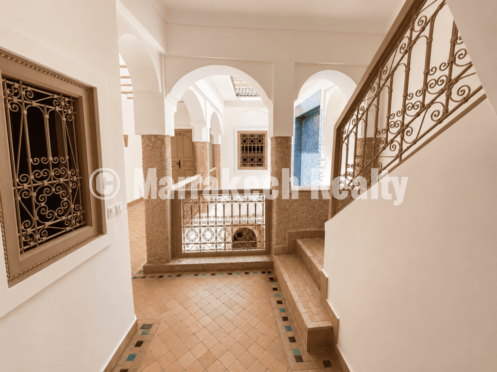 Riad TITRÉ de Charme à Vendre à Bab Doukkala – 3 chambres, jacuzzi et terrasse