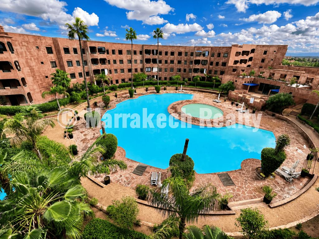 Appartement meublé 2 chambres à louer à River Palm avec vue piscine