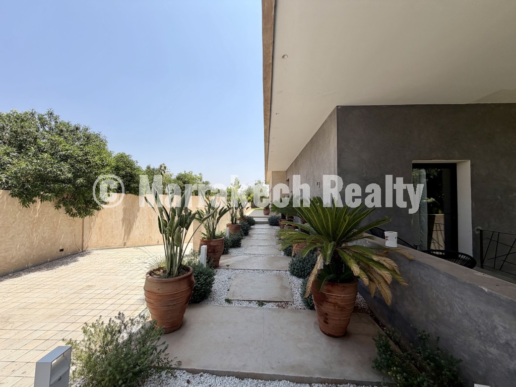 Villa de prestige 5 suites à louer avec piscine chauffée et hammam à Amelkis