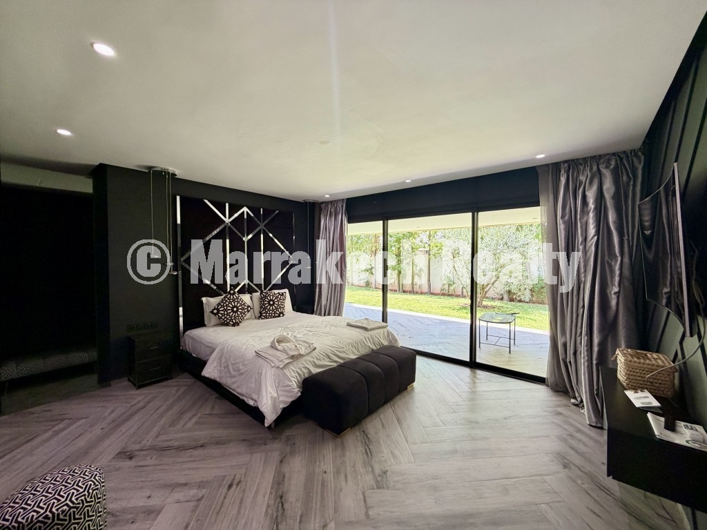 Villa de prestige 5 suites à louer avec piscine chauffée et hammam à Amelkis