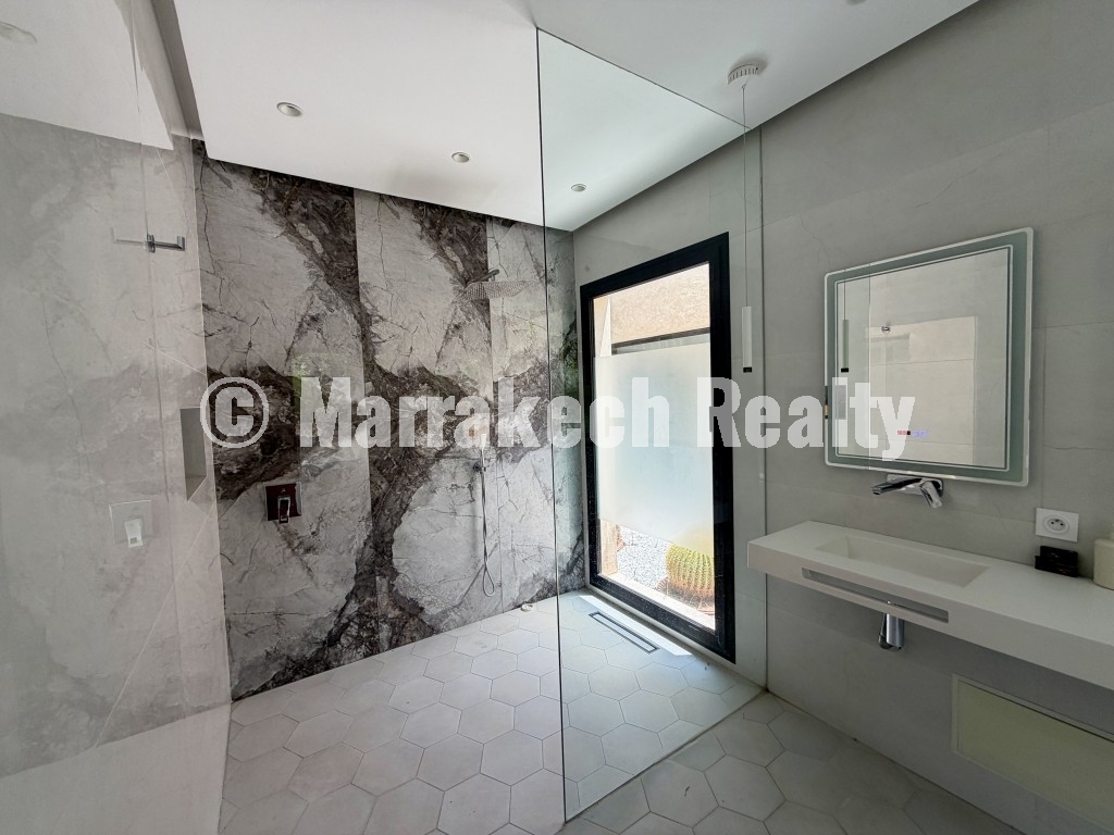 Villa de prestige 5 suites à louer avec piscine chauffée et hammam à Amelkis