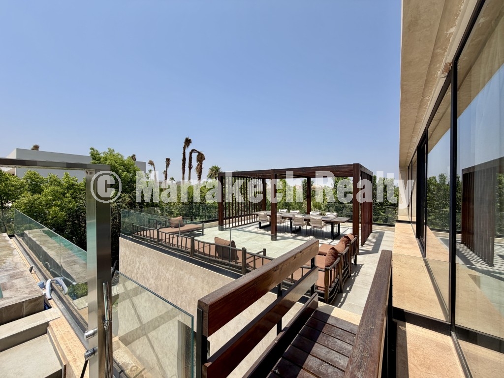 Villa de prestige 5 suites à louer avec piscine chauffée et hammam à Amelkis