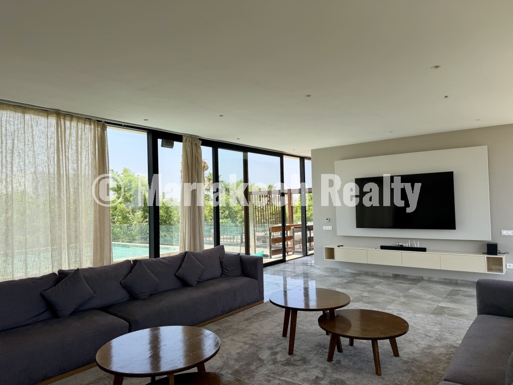 Villa de prestige 5 suites à louer avec piscine chauffée et hammam à Amelkis