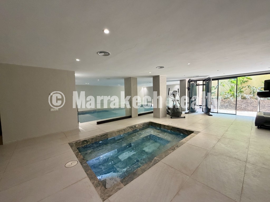 Villa de prestige 5 suites à louer avec piscine chauffée et hammam à Amelkis