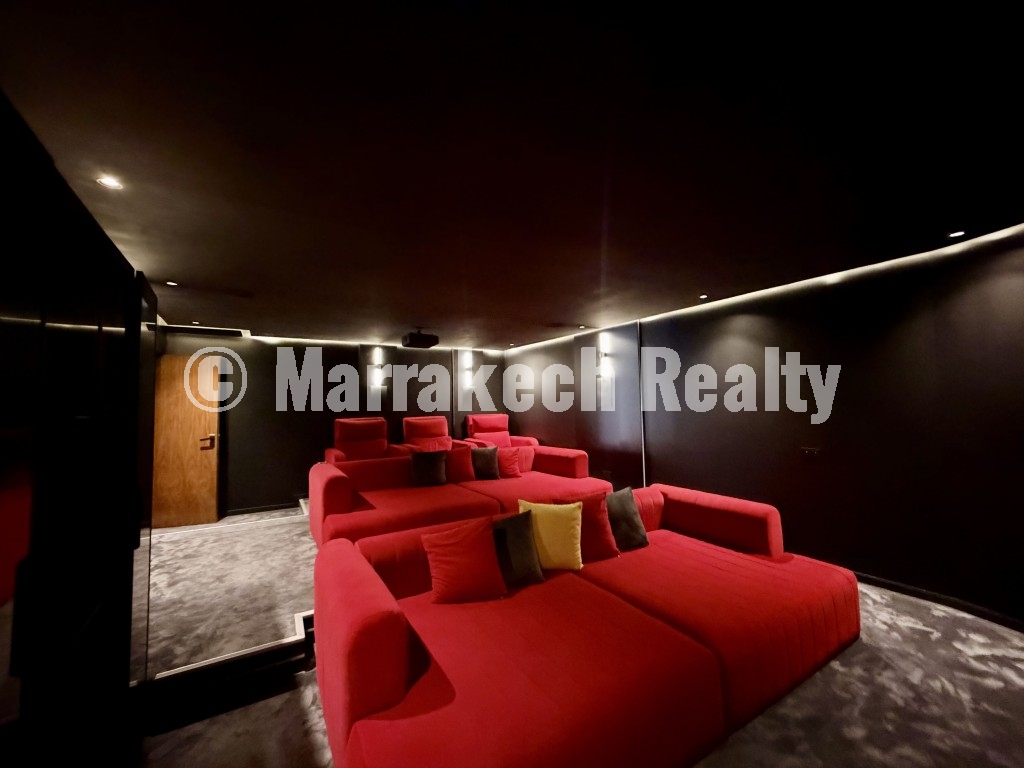 Villa de prestige 5 suites à louer avec piscine chauffée et hammam à Amelkis