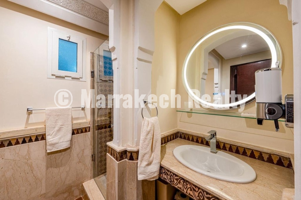 Spacious Furnished Apartment for Rent with Swimming Pool – Hivernage