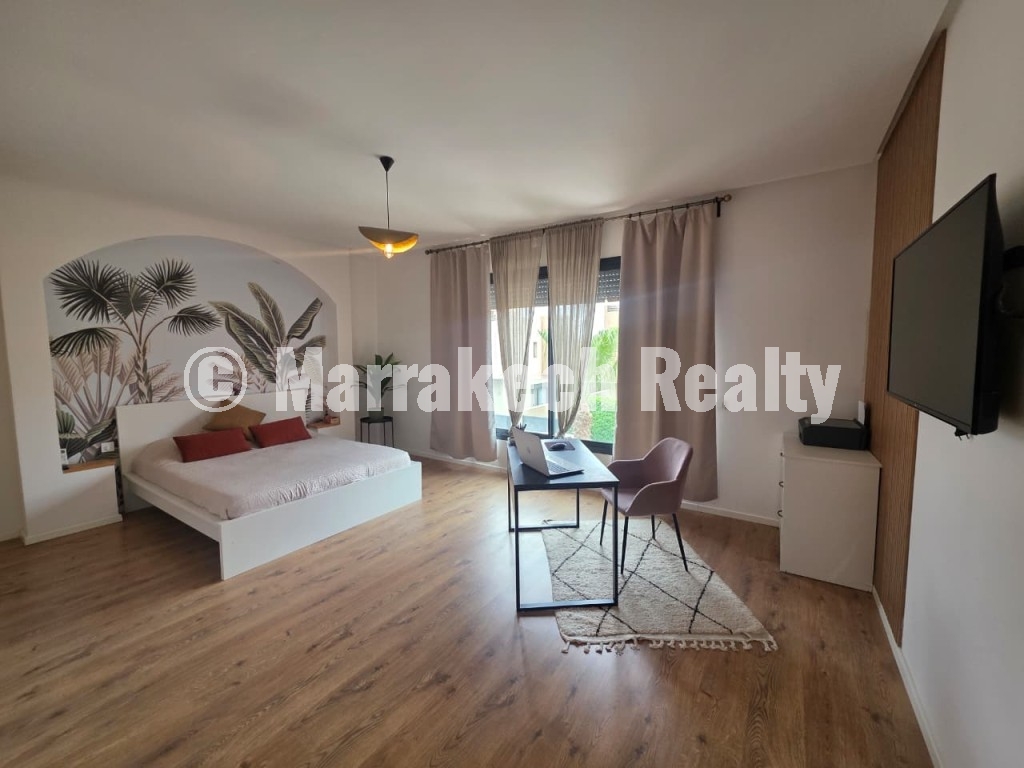 Villa 4 suites avec piscine chauffée à vendre – Route d’Amizmiz