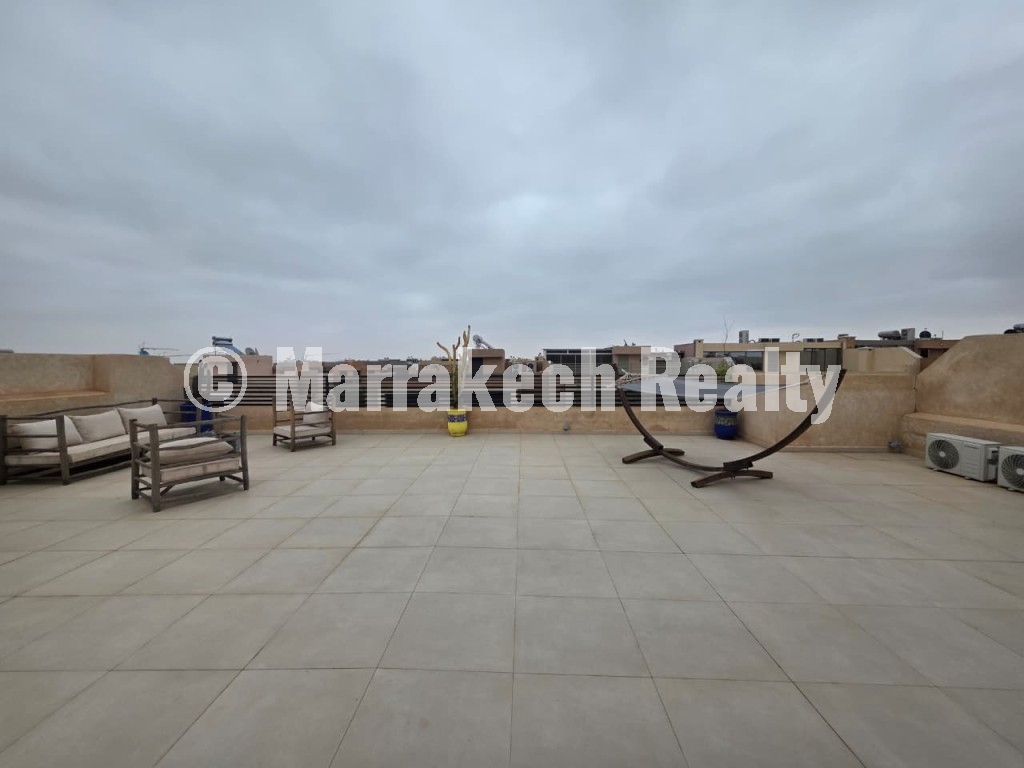 Villa 4 suites avec piscine chauffée à vendre – Route d’Amizmiz