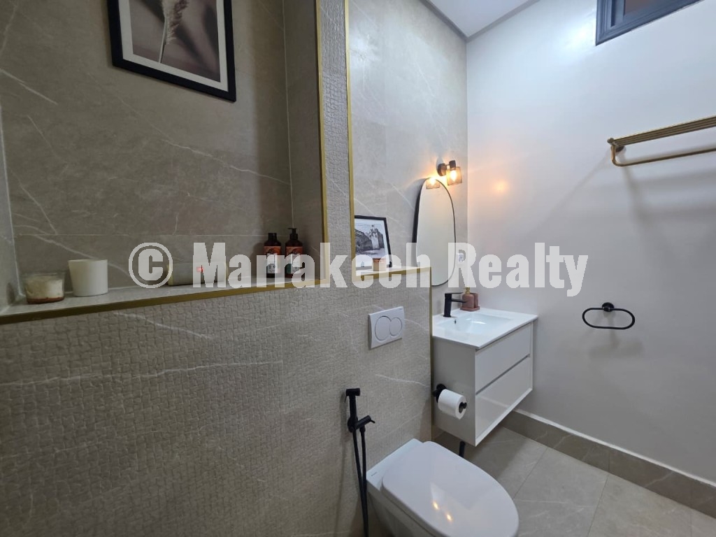 Villa 4 suites avec piscine chauffée à vendre – Route d’Amizmiz