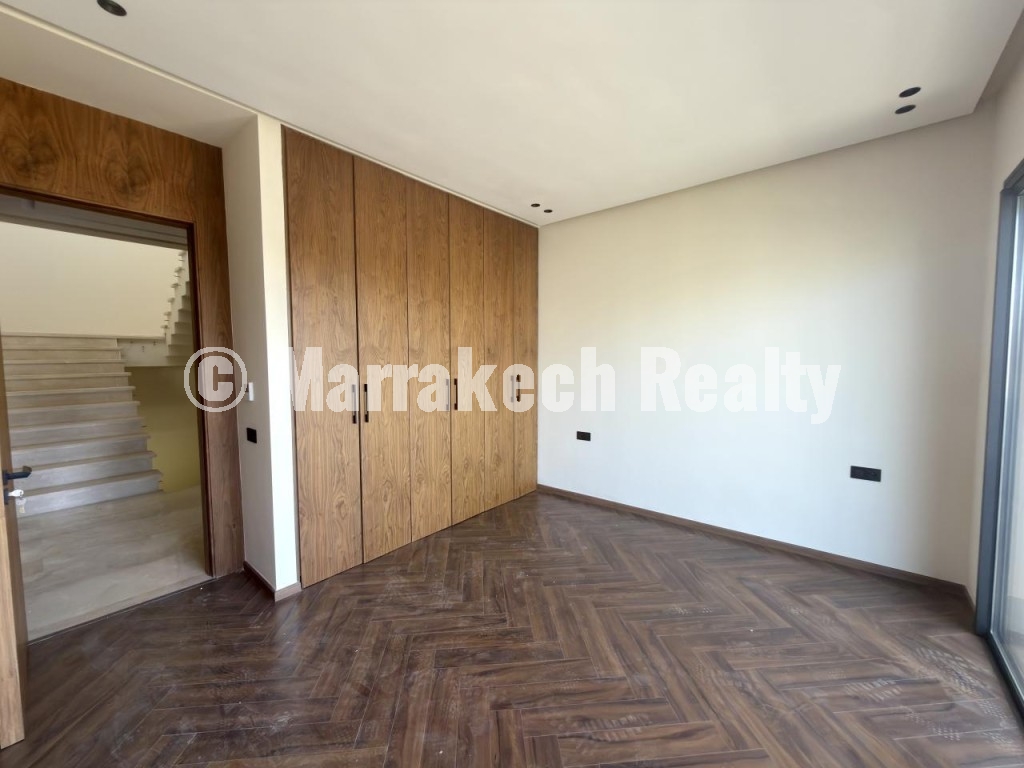 Villa contemporaine 4 chambres à vendre à Golf Argan