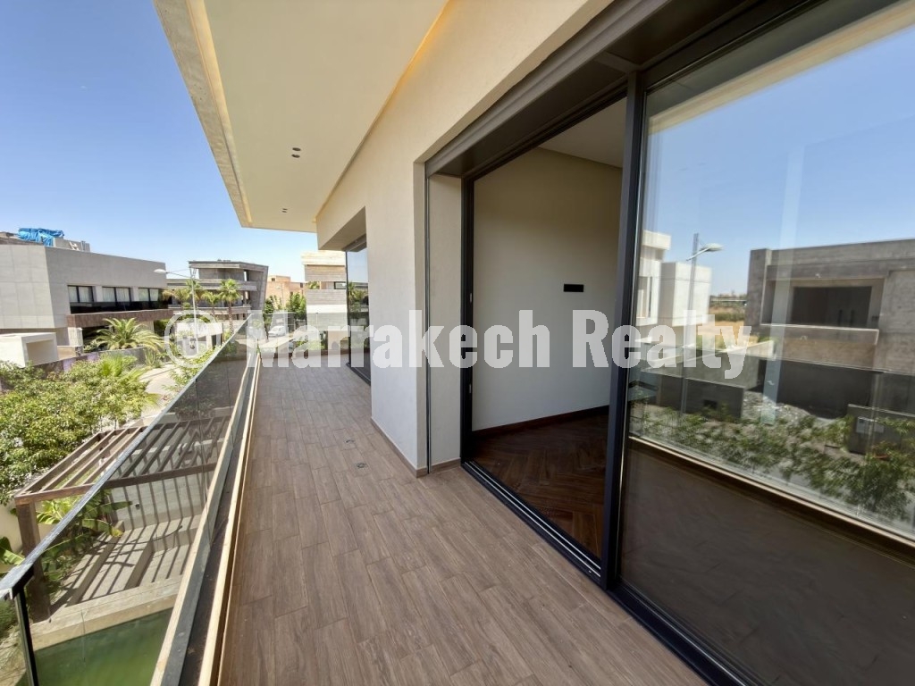 Villa contemporaine 4 chambres à vendre à Golf Argan