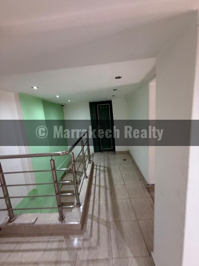 Local commercial de 142 m² à vendre à Guéliz – Emplacement premium à Marrakech