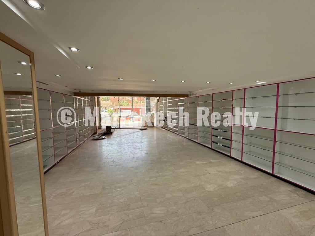 Local commercial de 142 m² à vendre à Guéliz – Emplacement premium à Marrakech