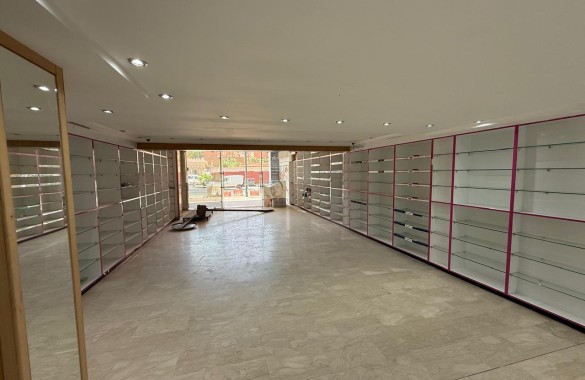 Local commercial de 142 m² à vendre à Guéliz – Emplacement premium à Marrakech