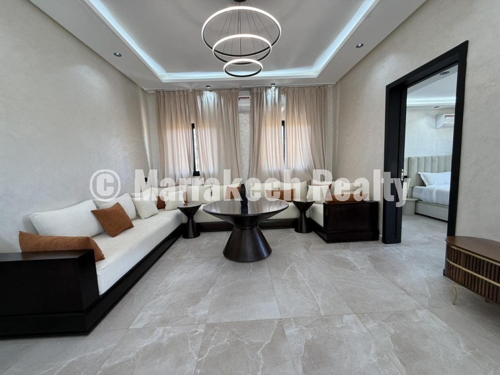 Villa contemporaine meublée avec VNA à vendre sur la Route de Fès