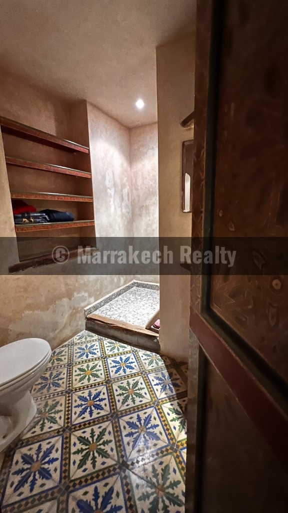 Riad d’exception à vendre au cœur de la Médina d’Essaouira avec galerie d’art et vue mer