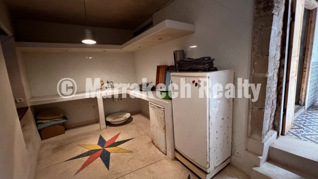 Riad d’exception à vendre au cœur de la Médina d’Essaouira avec galerie d’art et vue mer