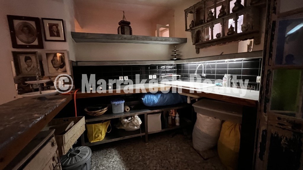 Riad d’exception à vendre au cœur de la Médina d’Essaouira avec galerie d’art et vue mer