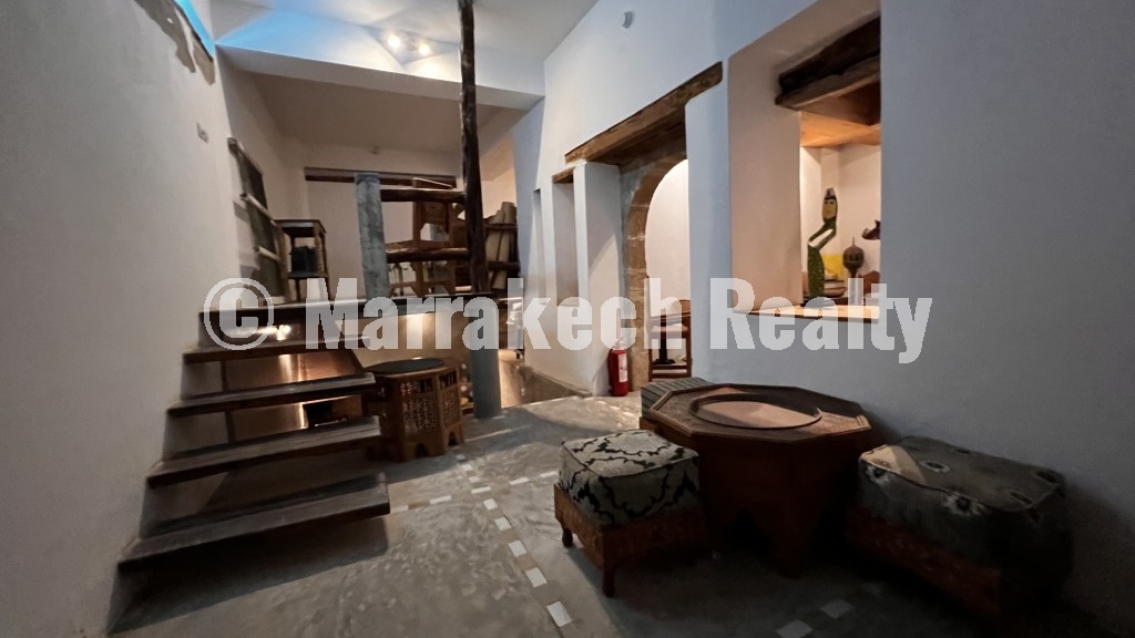 Riad d’exception à vendre au cœur de la Médina d’Essaouira avec galerie d’art et vue mer