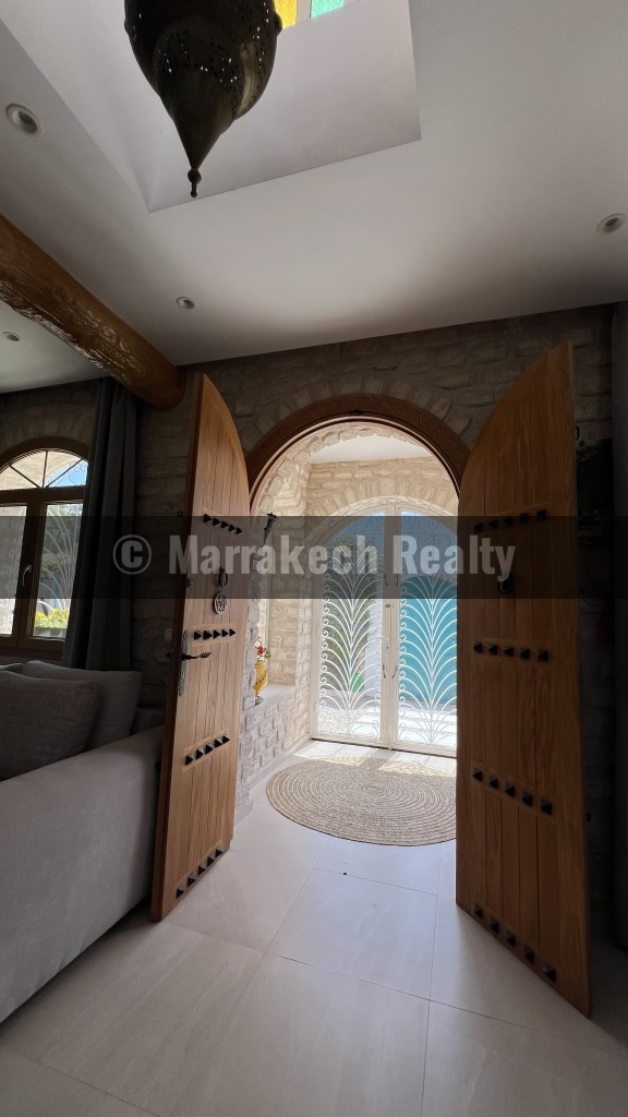Magnifique villa en pierre entièrement rénovée avec piscine à Ghazoua – Essaouira